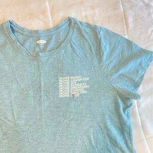 Old Navy Light Blue Tee with Inspirational Text XL